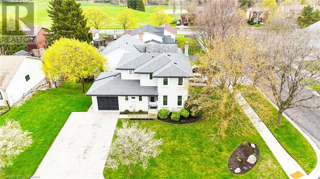 Photo de la propriété: 204 Quinte Court ON N2A 3K2