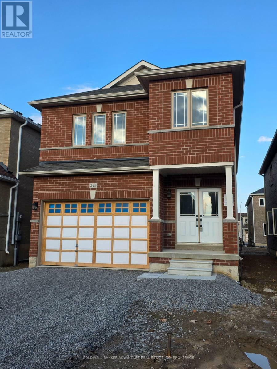 Photo de la propriété: 249 Palace Street ON L2V 0N3
