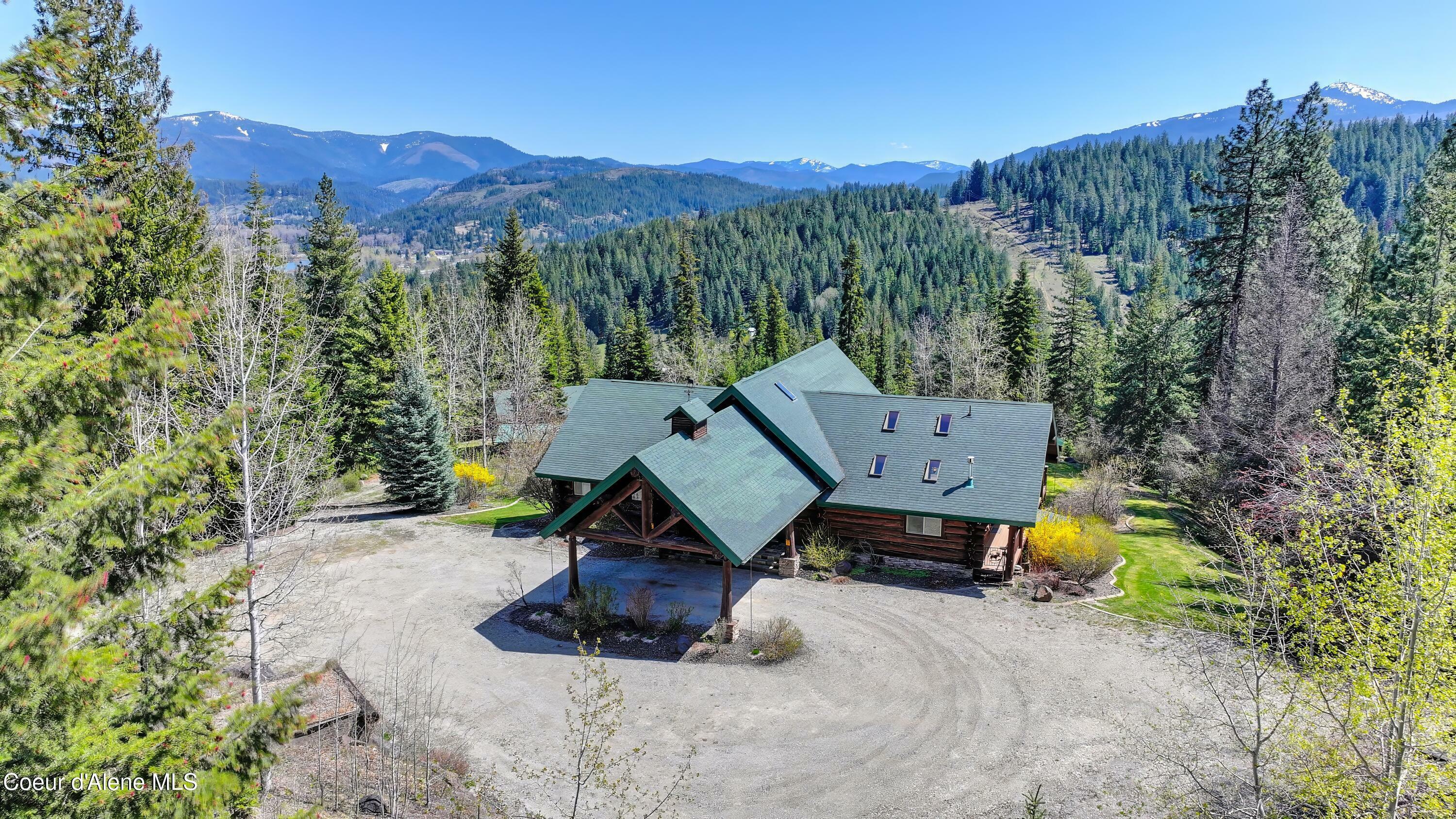Property Photo: 122 Makridge Lane ID 83839