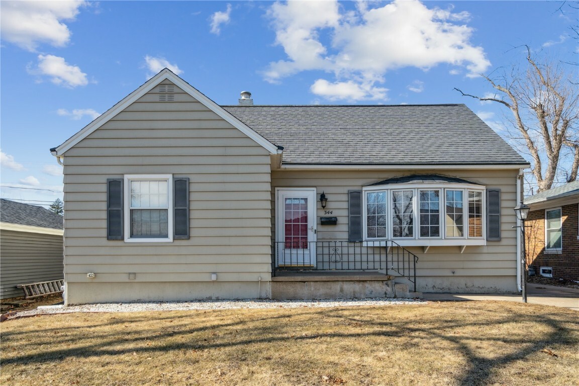 Property Photo: 344 19th Street NW IA 52405