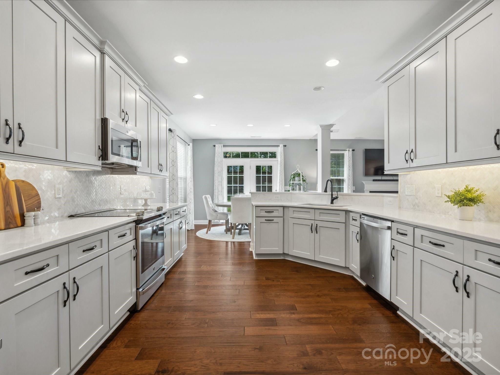 Property Photo: 2467 Chatham Drive SC 29707