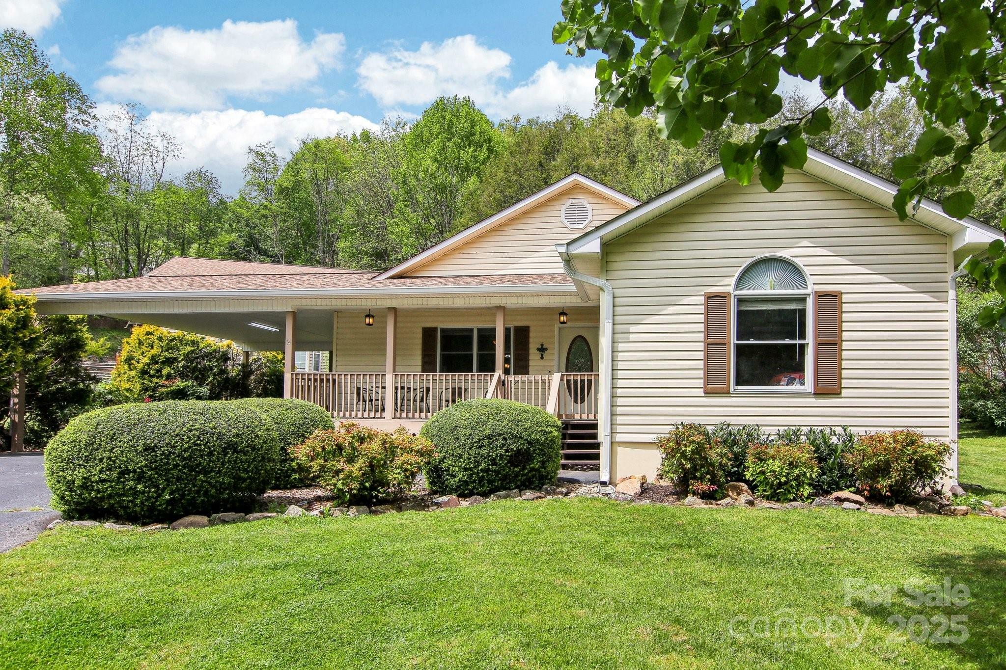 53 Garden Court  Maggie Valley NC 28751 photo