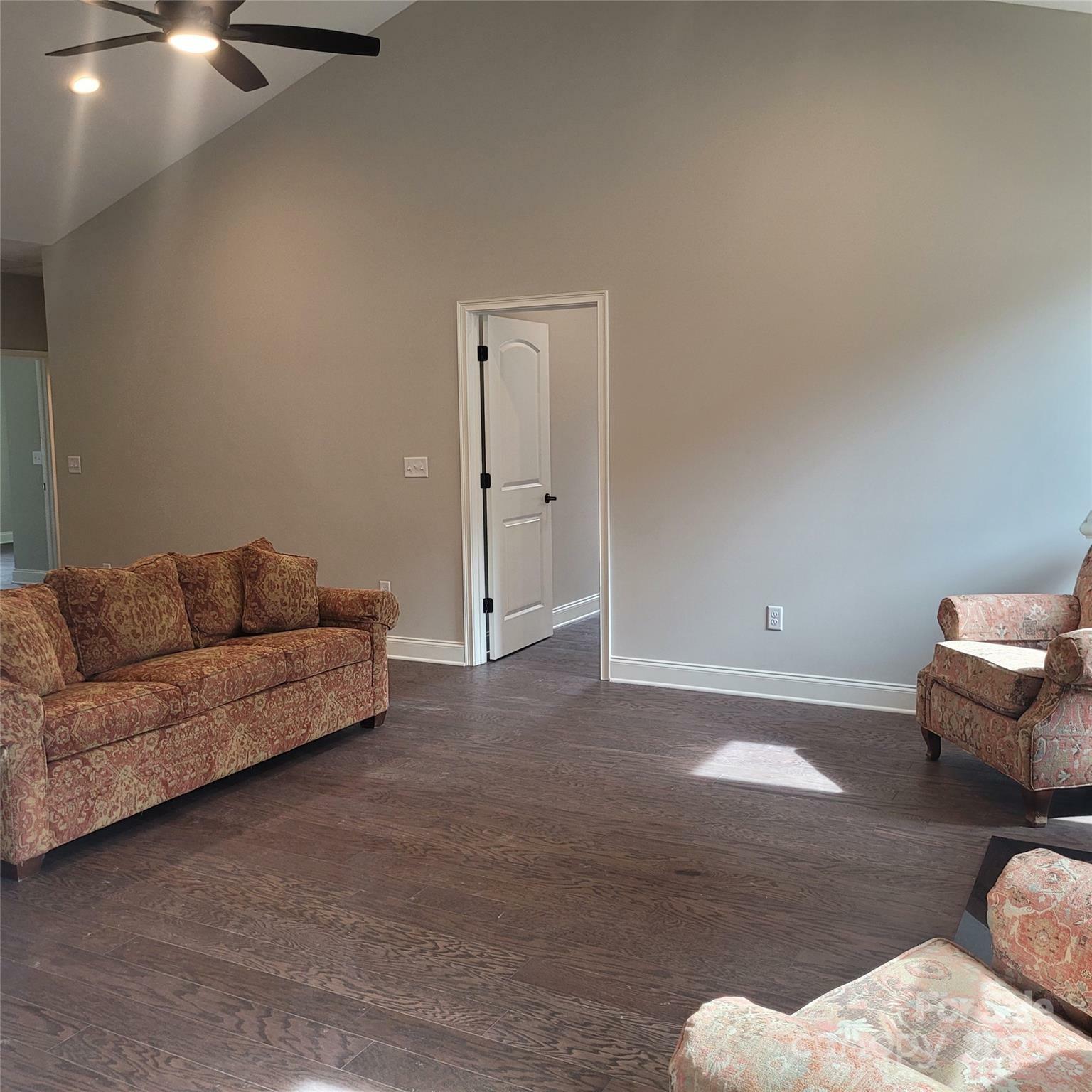 Property Photo: 835 A Wynnshire Drive 53 NC 28601