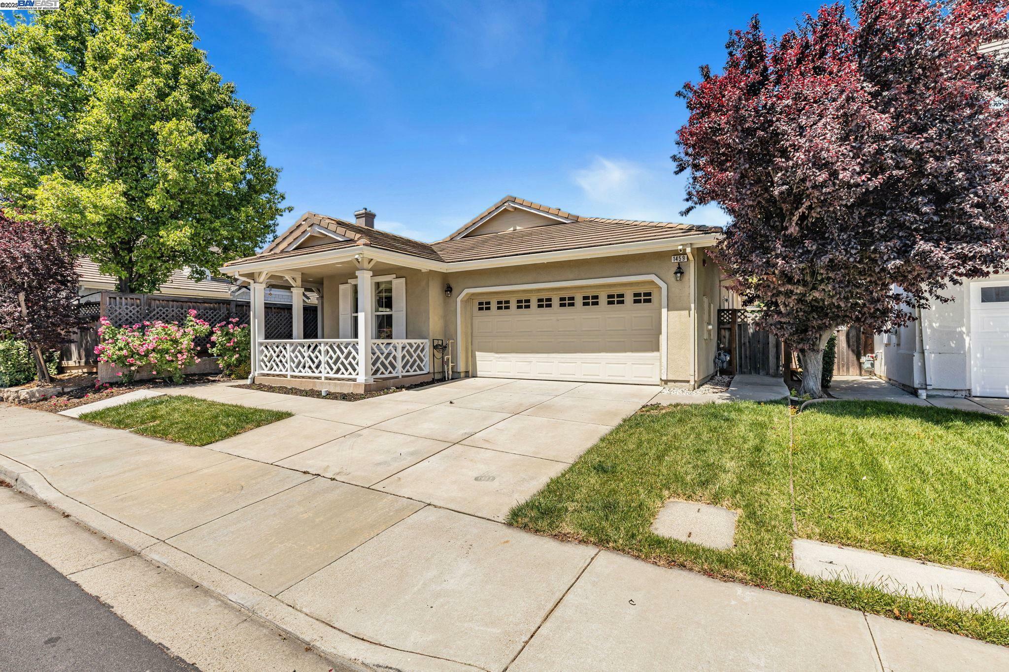 Property Photo: 1459 Paradise Ln CA 94513