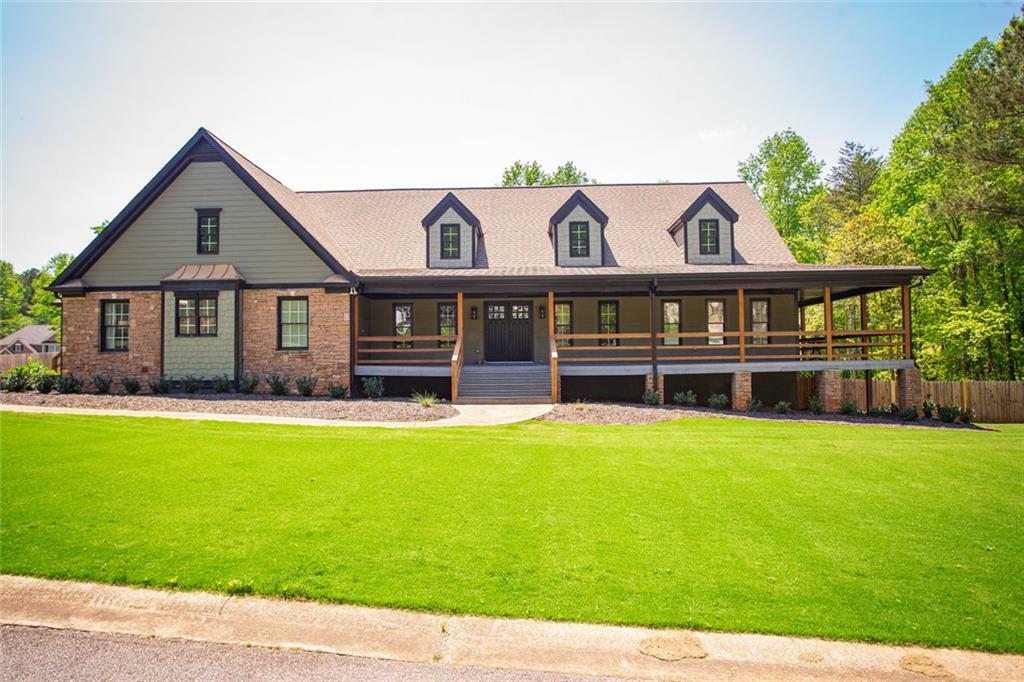 Property Photo: 200 Carney Court GA 30107