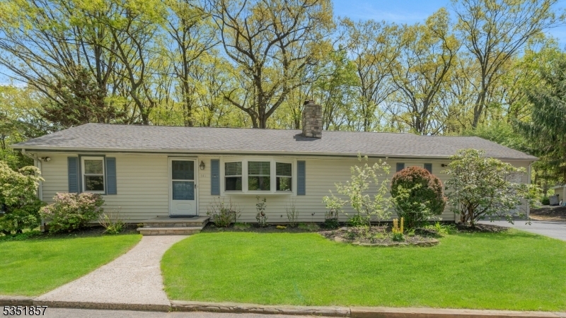 Property Photo: 165 Fox Hill Rd NJ 07834