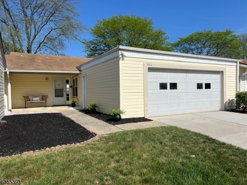 Property Photo: 42 Catalpa Plz B NJ 08831