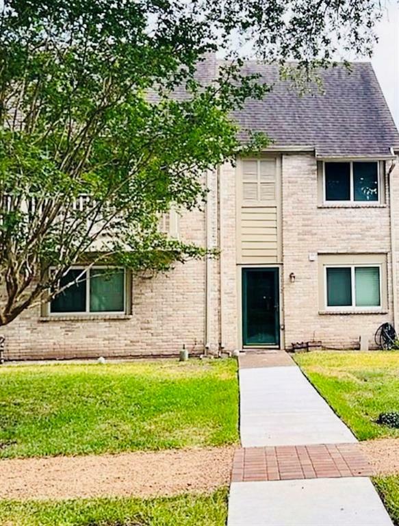 Property Photo: 2112 Greenbriar Colony Drive TX 77032