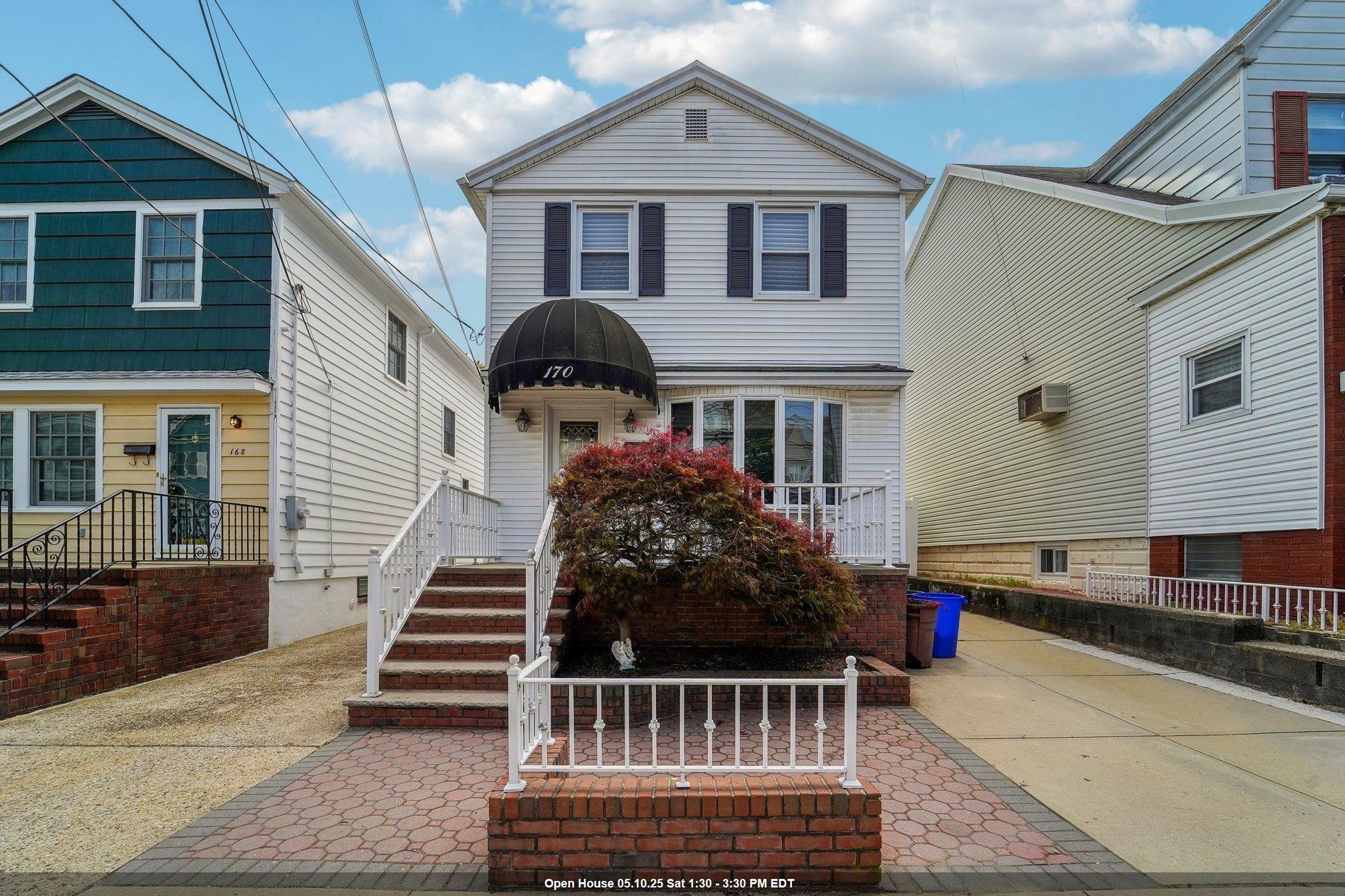 Property Photo: 170 West 8th St NJ 07002-3709