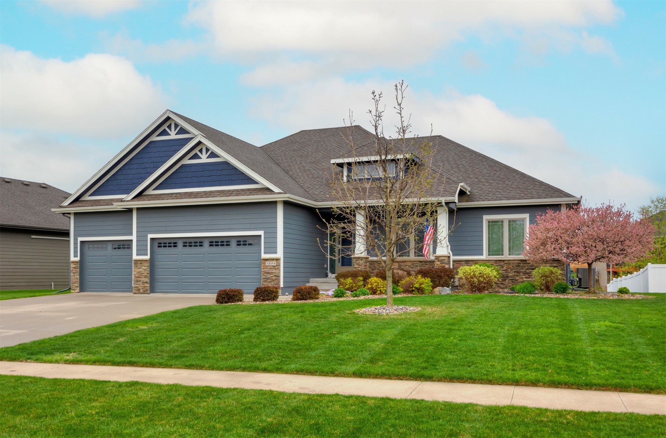 Property Photo: 5006 NE Rio Drive IA 50021