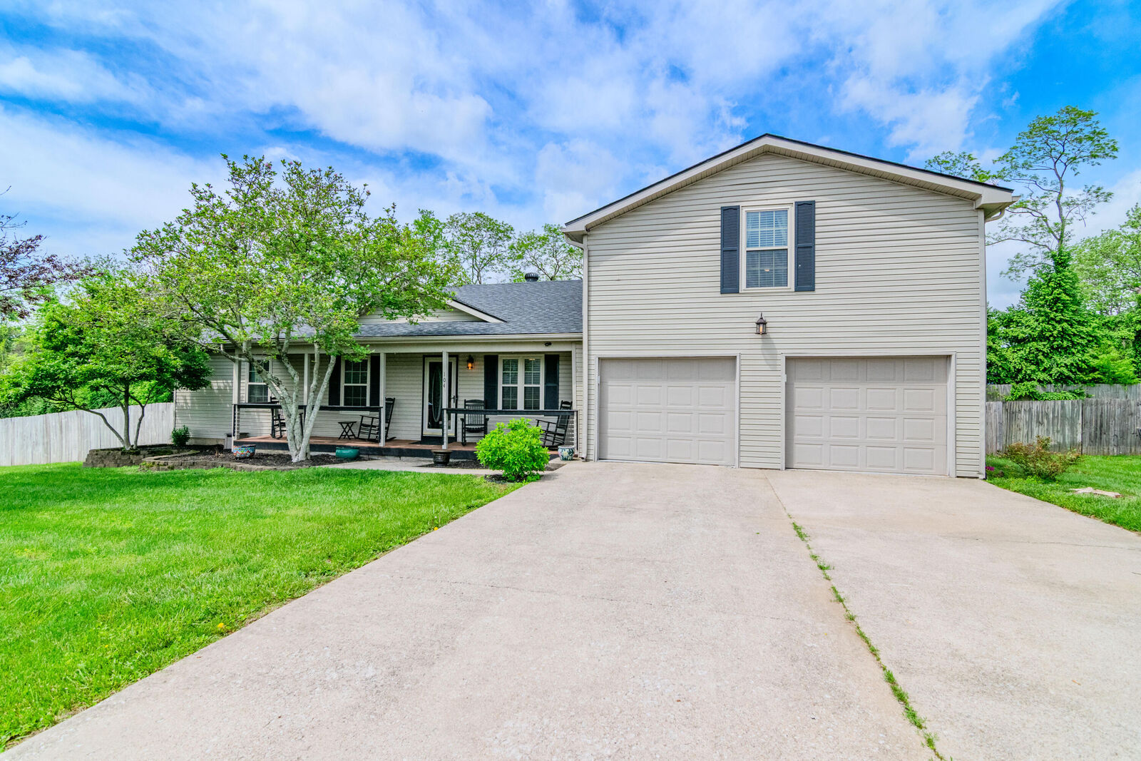 Property Photo:  104 Waverly Lane  KY 40601 