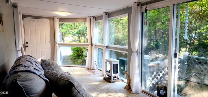 Property Photo: 3700 US-101 66 OR 97341
