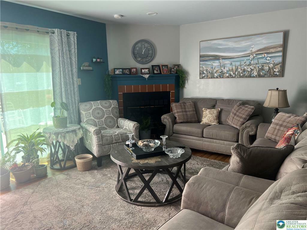 Property Photo: 1886 Redwood Drive PA 18052