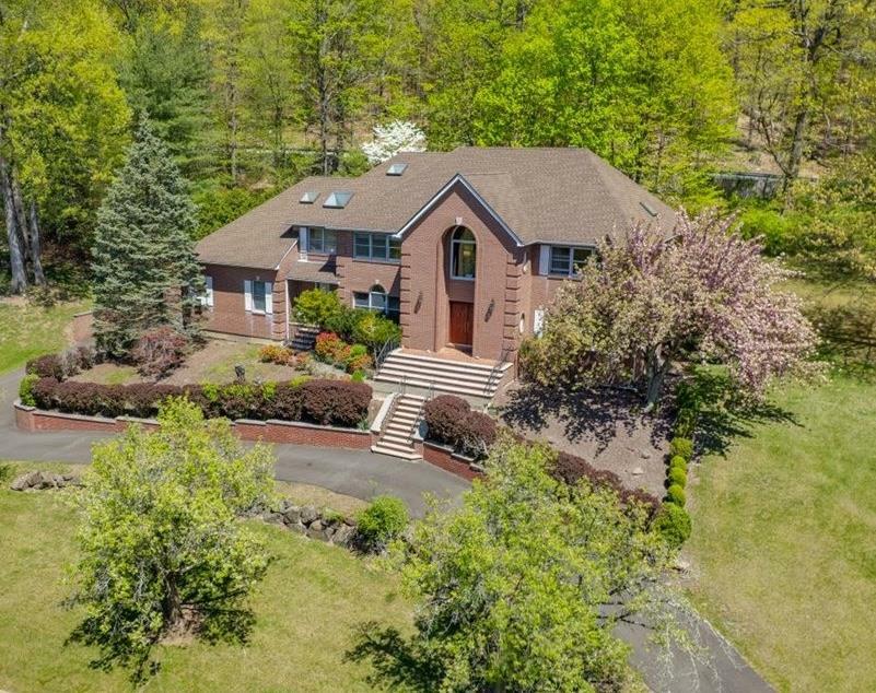 Property Photo: 4 Pine Glen Drive NY 10913