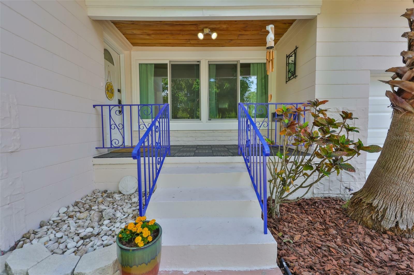 Property Photo: 913 Chester Drive FL 33756