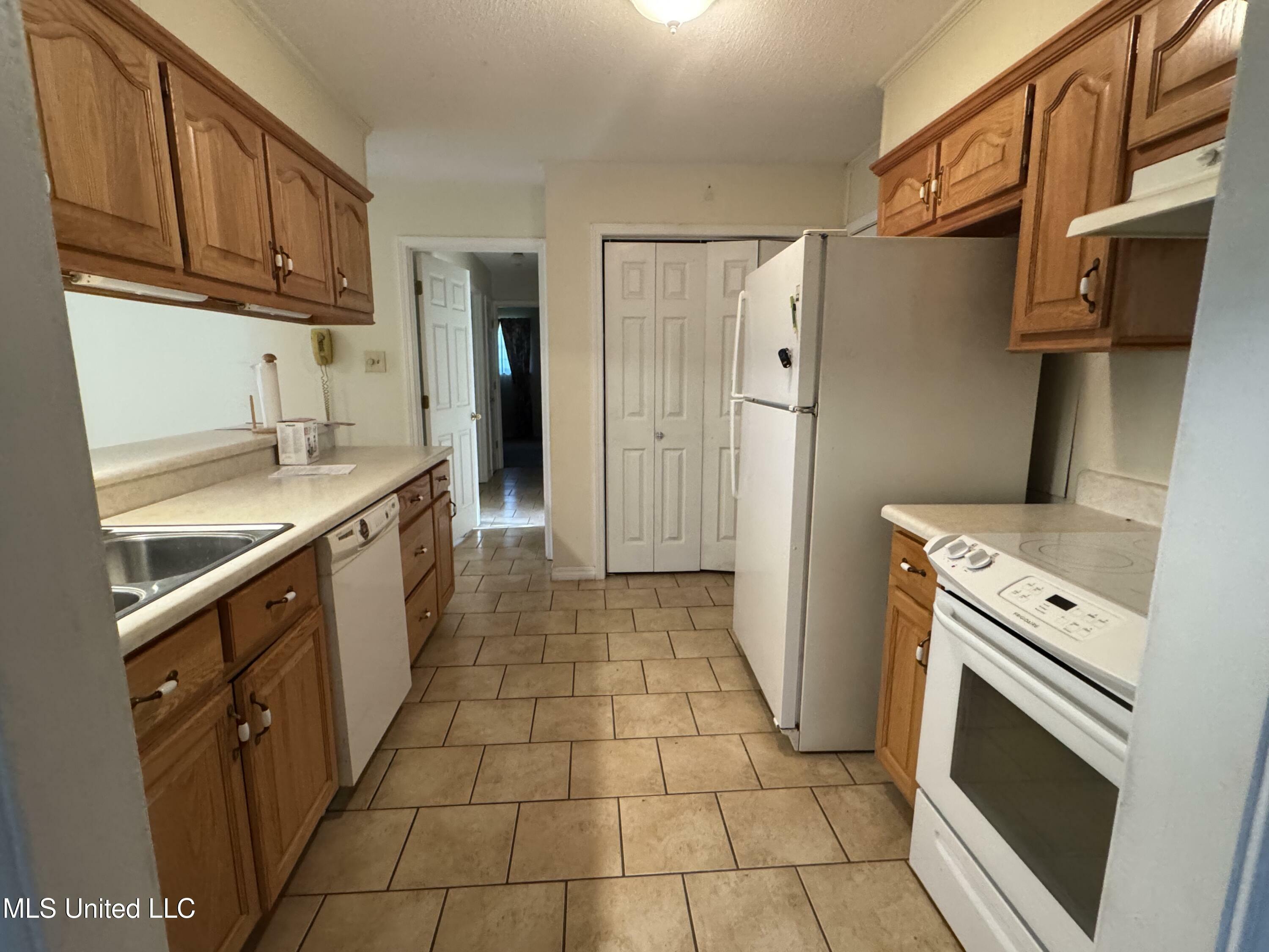 Property Photo: 5406 Monaco Drive MS 39581