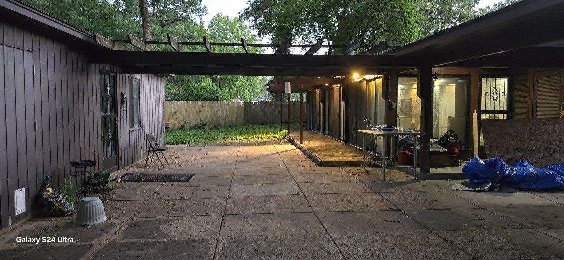 36 Honeysuckle Dr  Jackson TN 38301-4021 photo