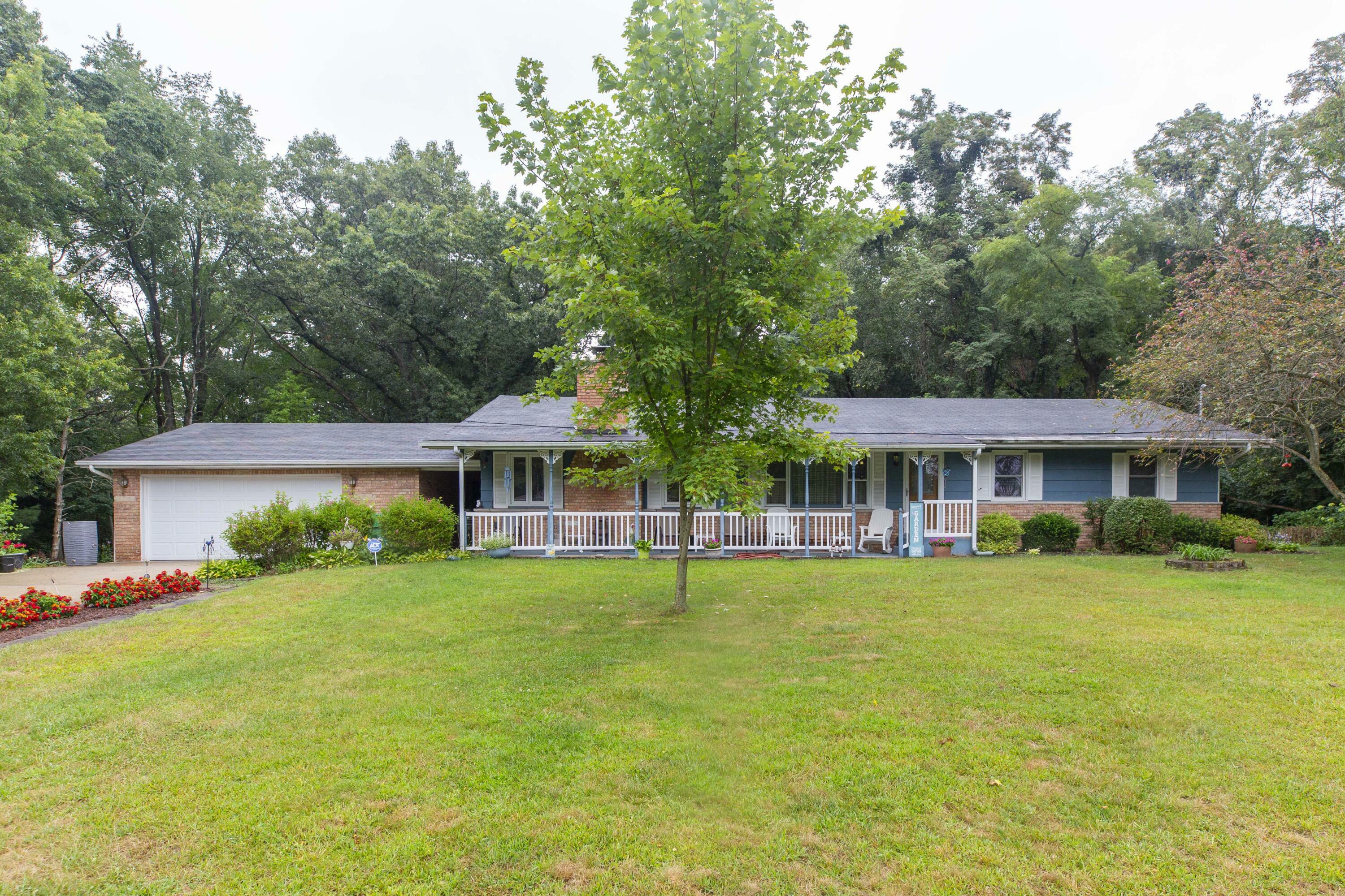 70765 Carter Avenue  Niles MI 49120 photo