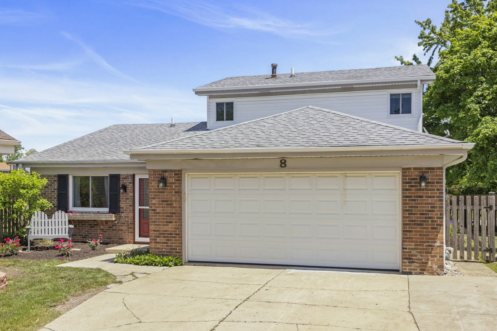 Property Photo: 8 Plover Court IL 60517