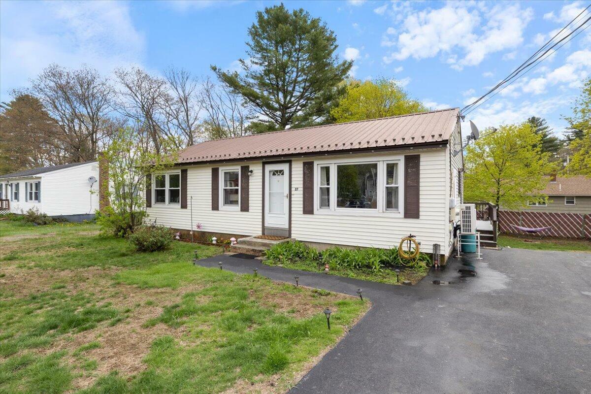 Property Photo: 27 Rosewood Circle ME 04083