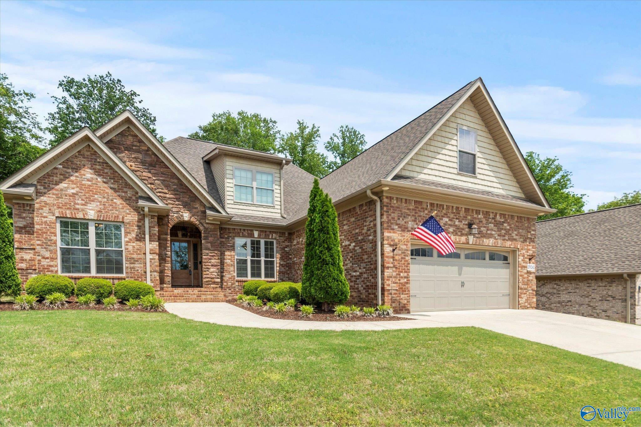 Property Photo: 29241 Carnaby Lane AL 35773