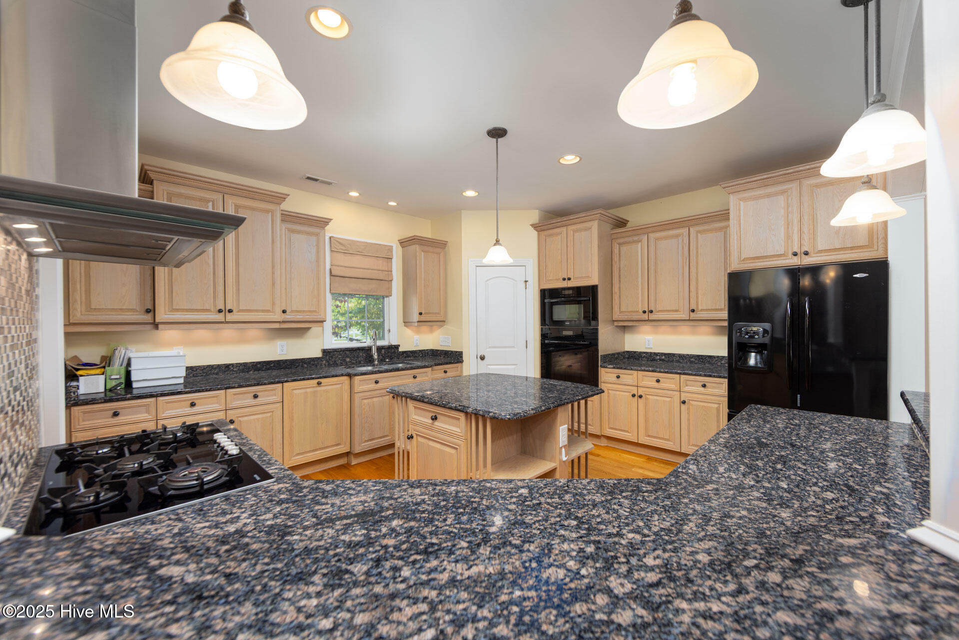 Property Photo: 102 Snow Creek Court NC 27944