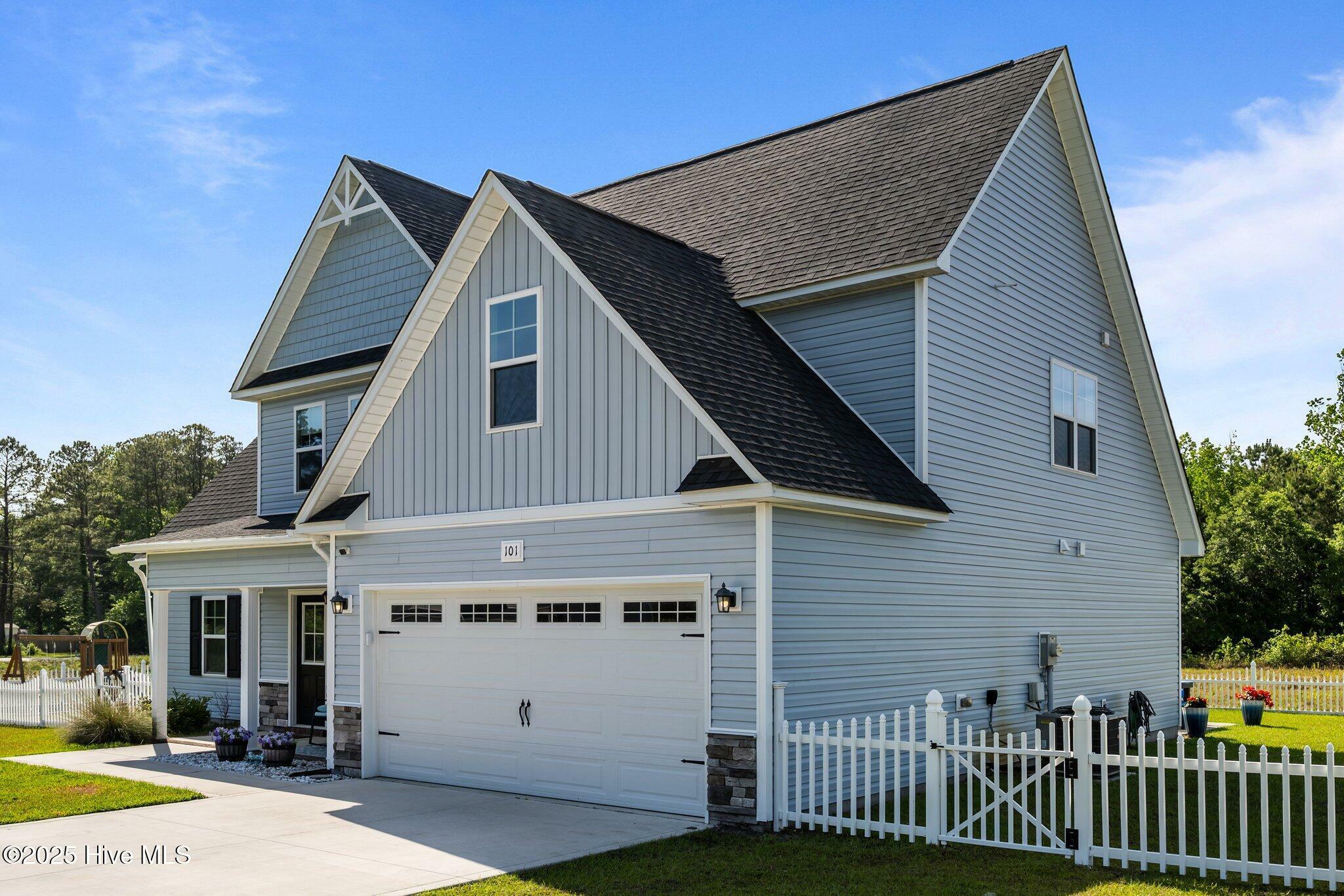 101 Easton Drive  Richlands NC 28574 photo