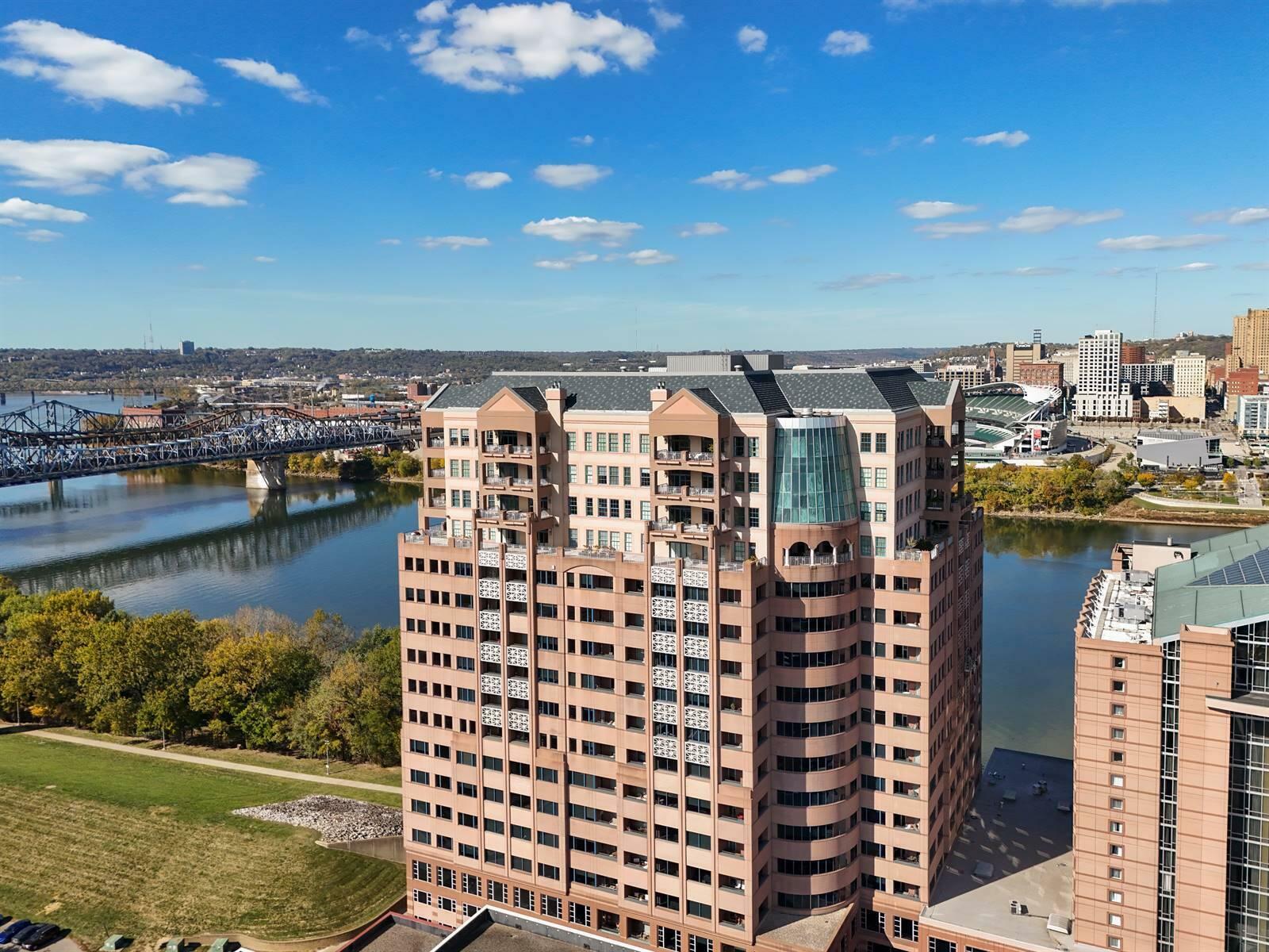 Property Photo: 100 W Rivercenter Boulevard KY 41011