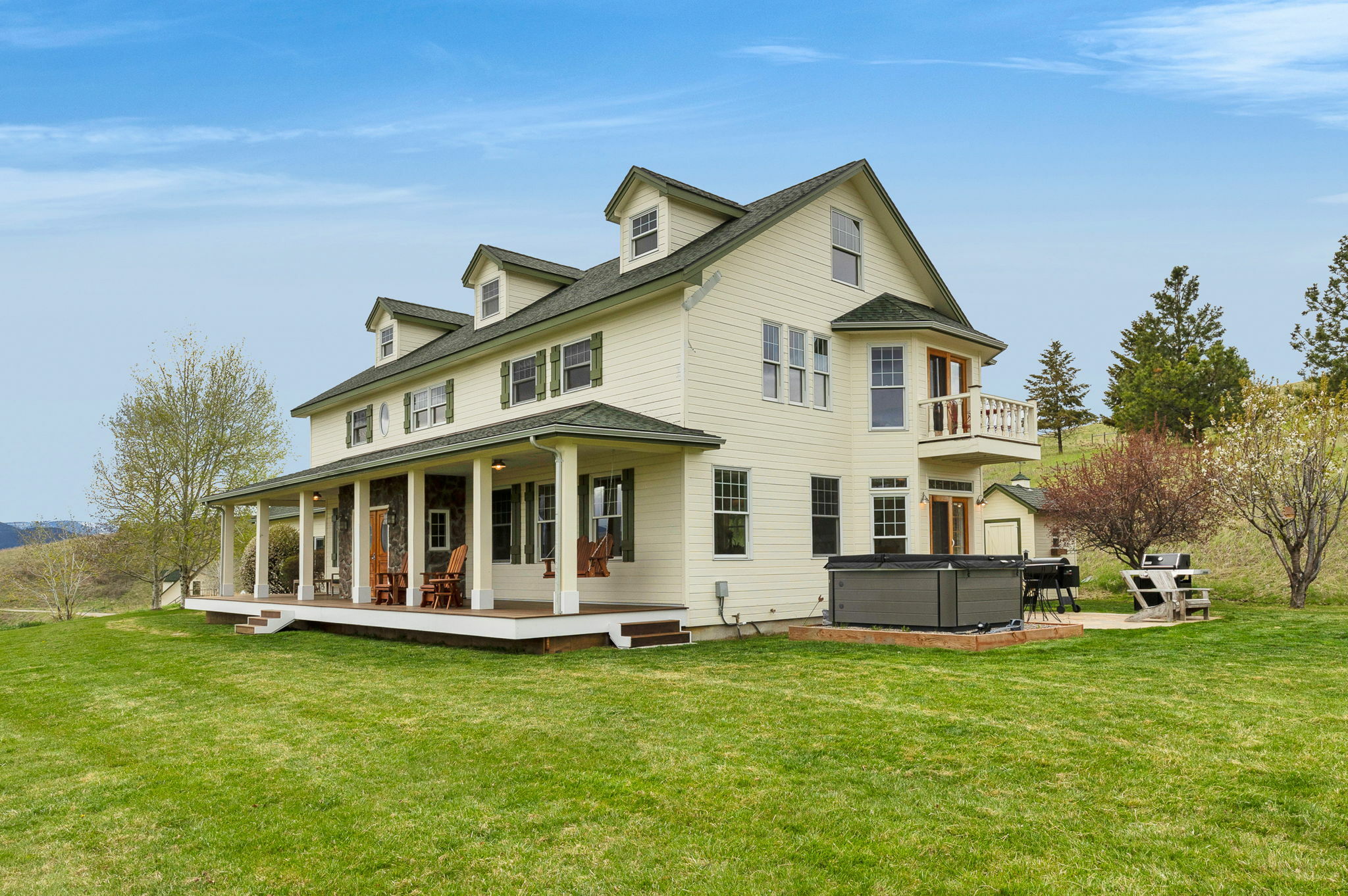 Property Photo: 8000 Tucker Lane MT 59808