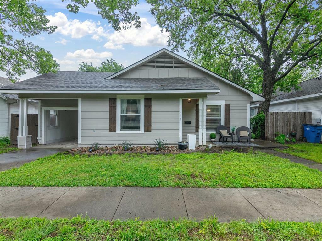 Property Photo:  711 W Knox Street  TX 75119 