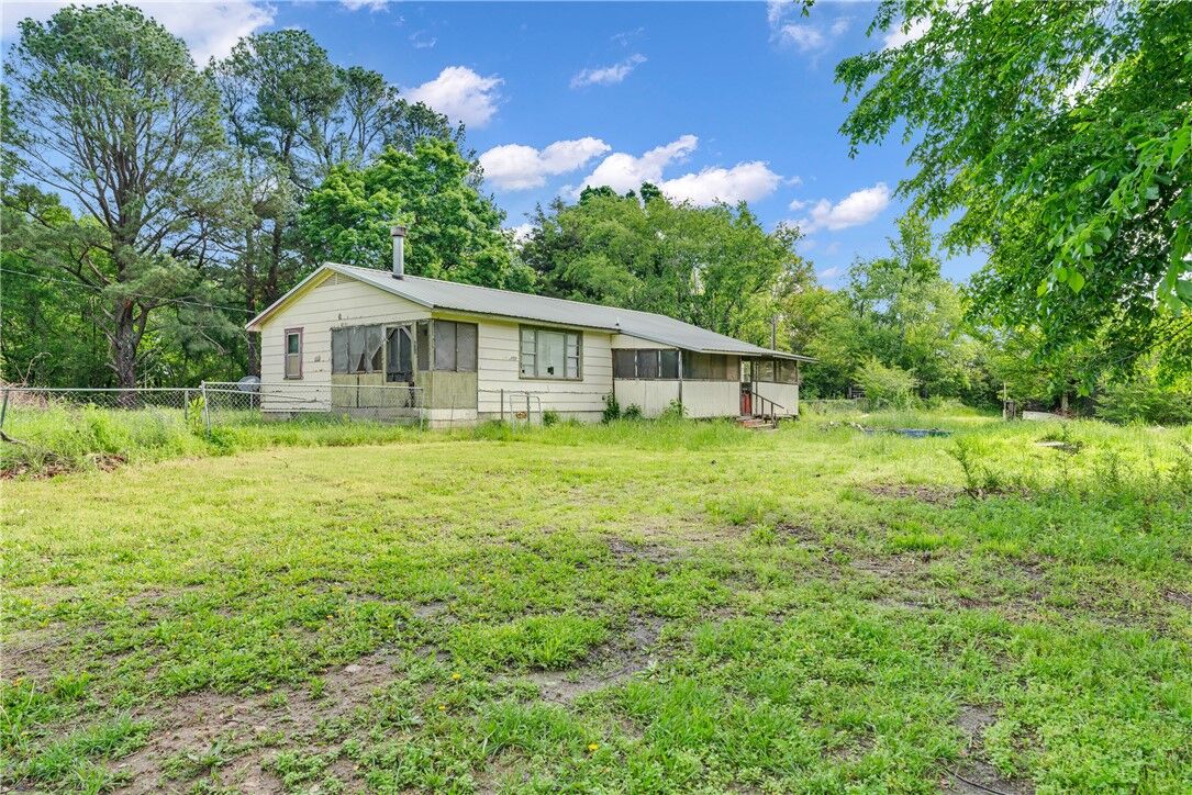 Property Photo:  6668 Wedington Drive  AR 72704 