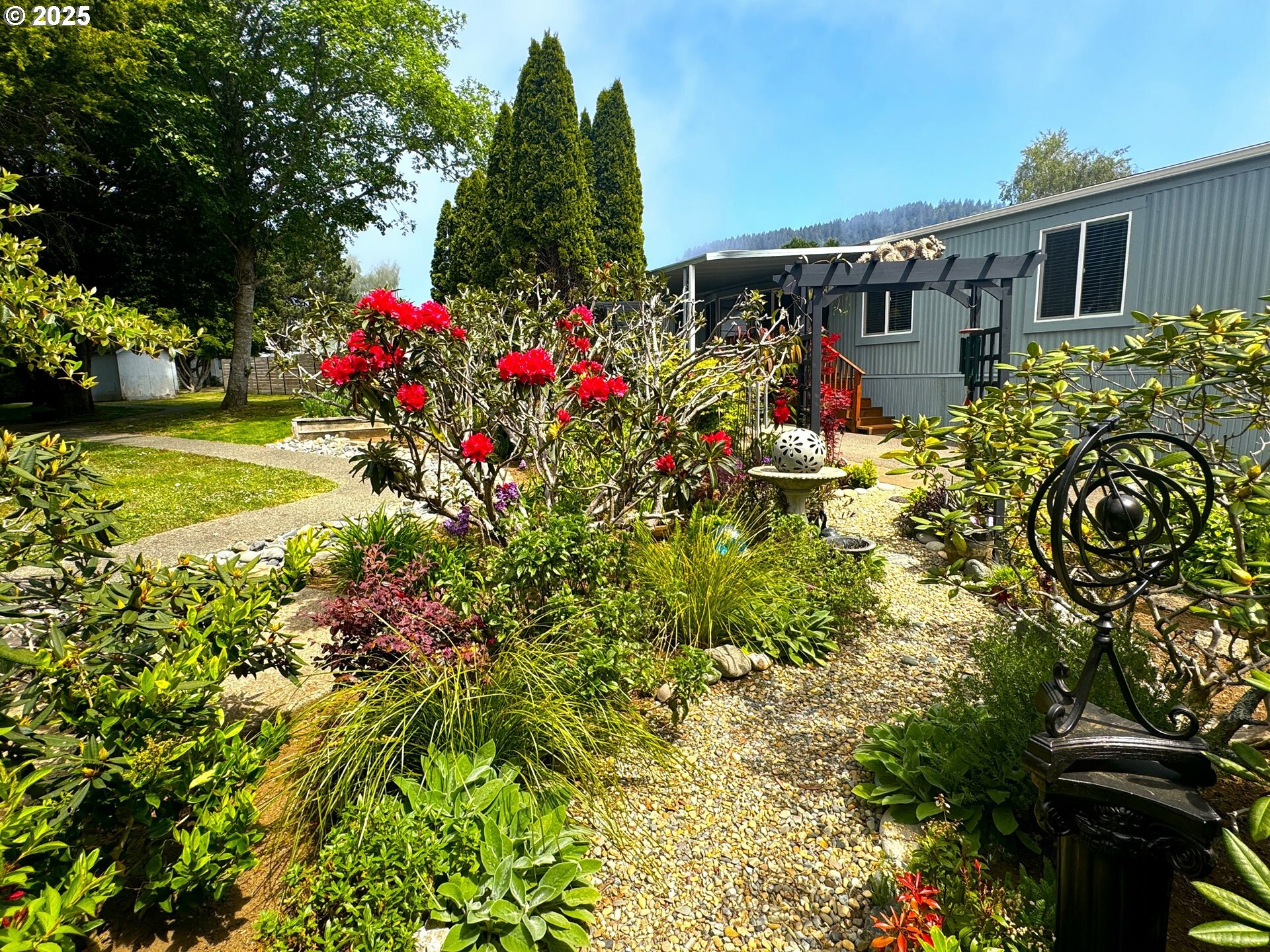 Property Photo:  16131 W Hoffeldt Ln  OR 97415 