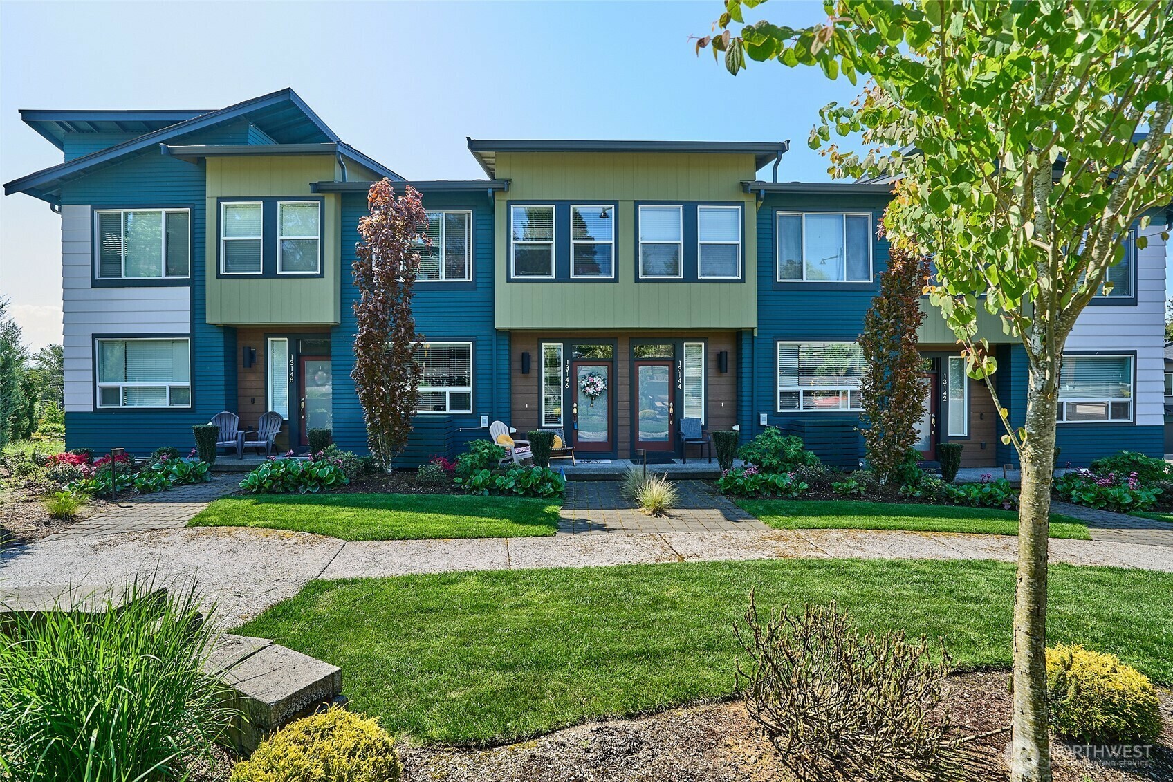 Property Photo: 13146 83rd Lane S WA 98178