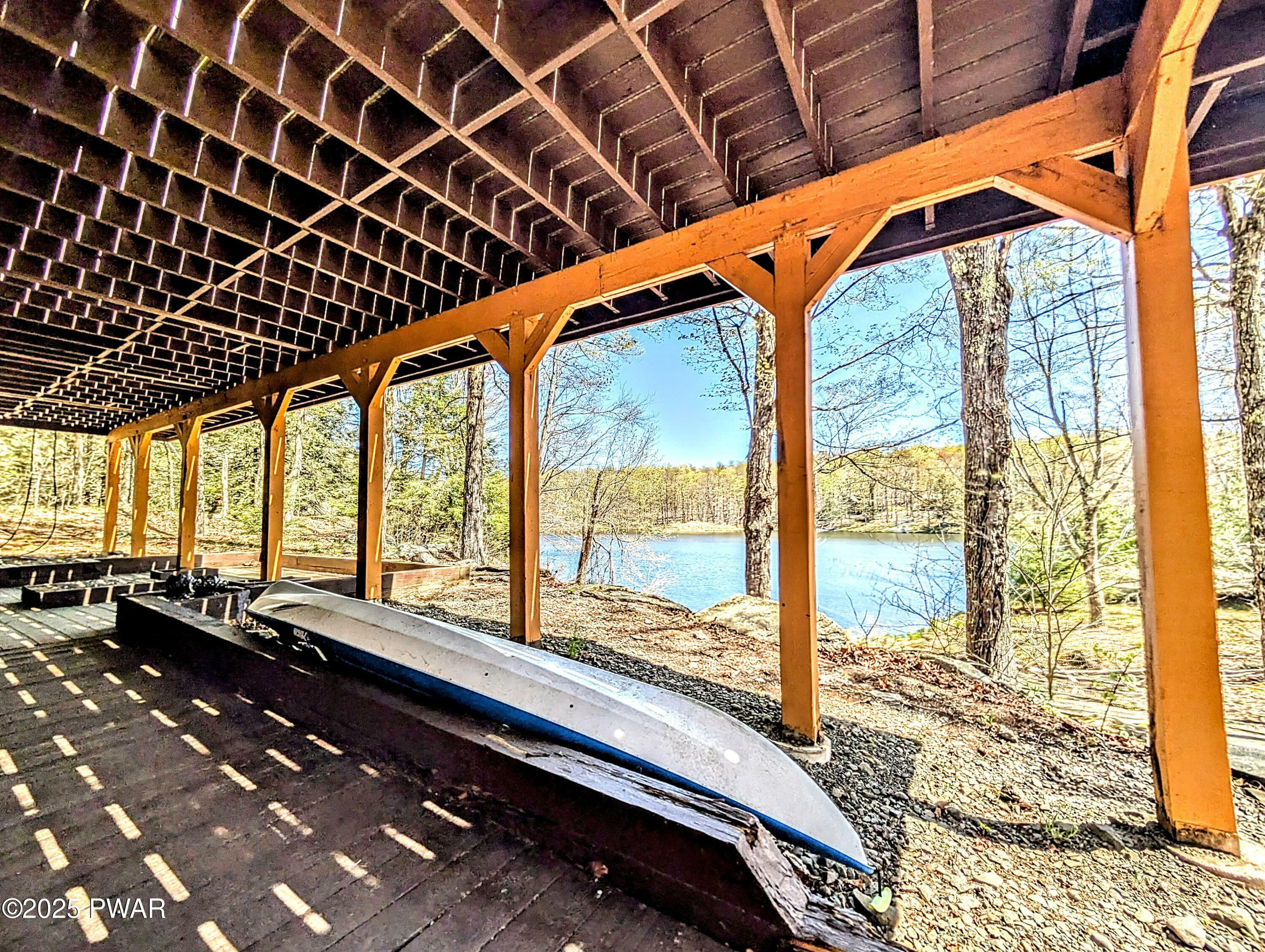 Property Photo: 108 Butternut Lane PA 18325