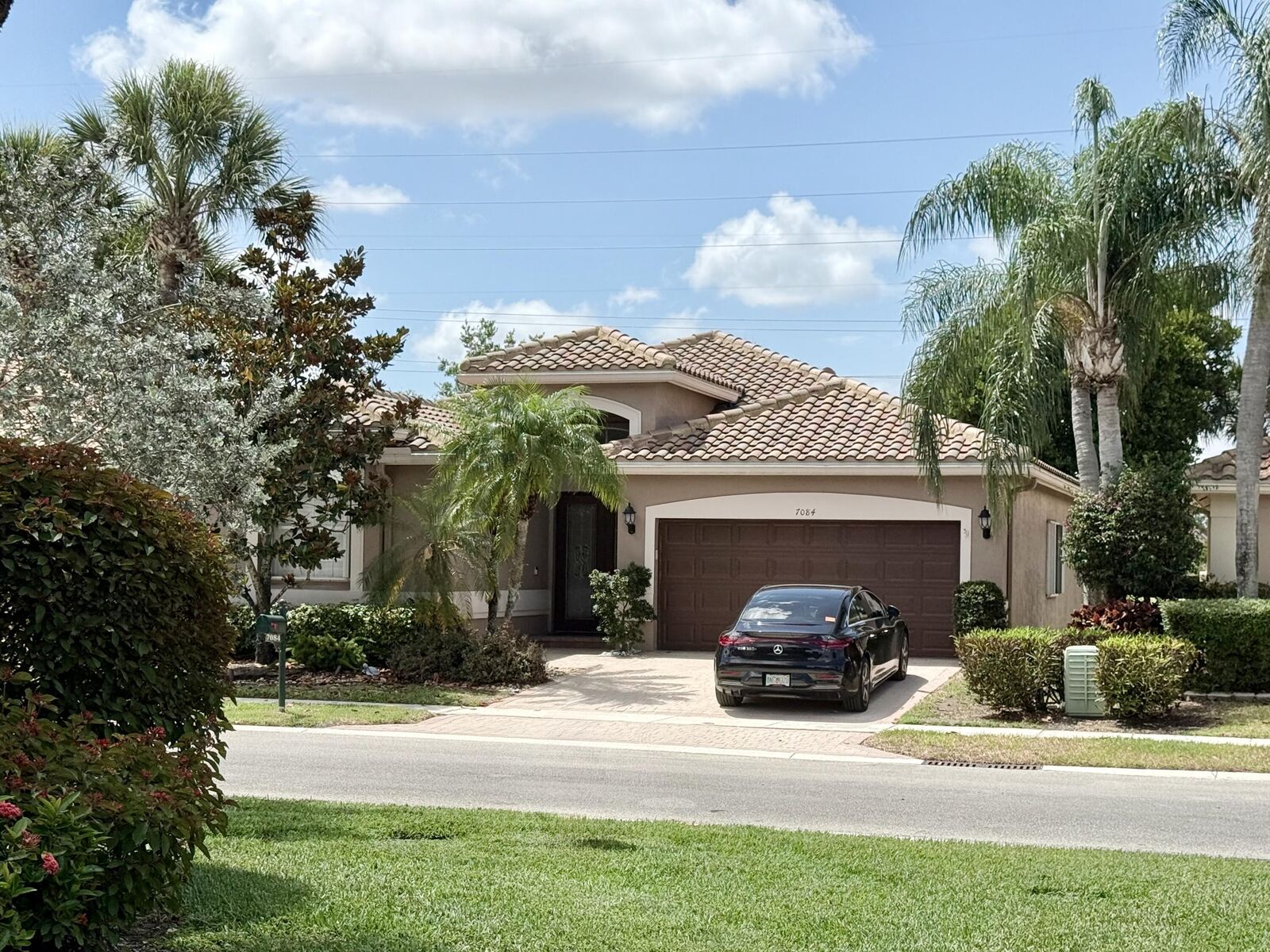 Property Photo: 7084 Trentino Way FL 33472