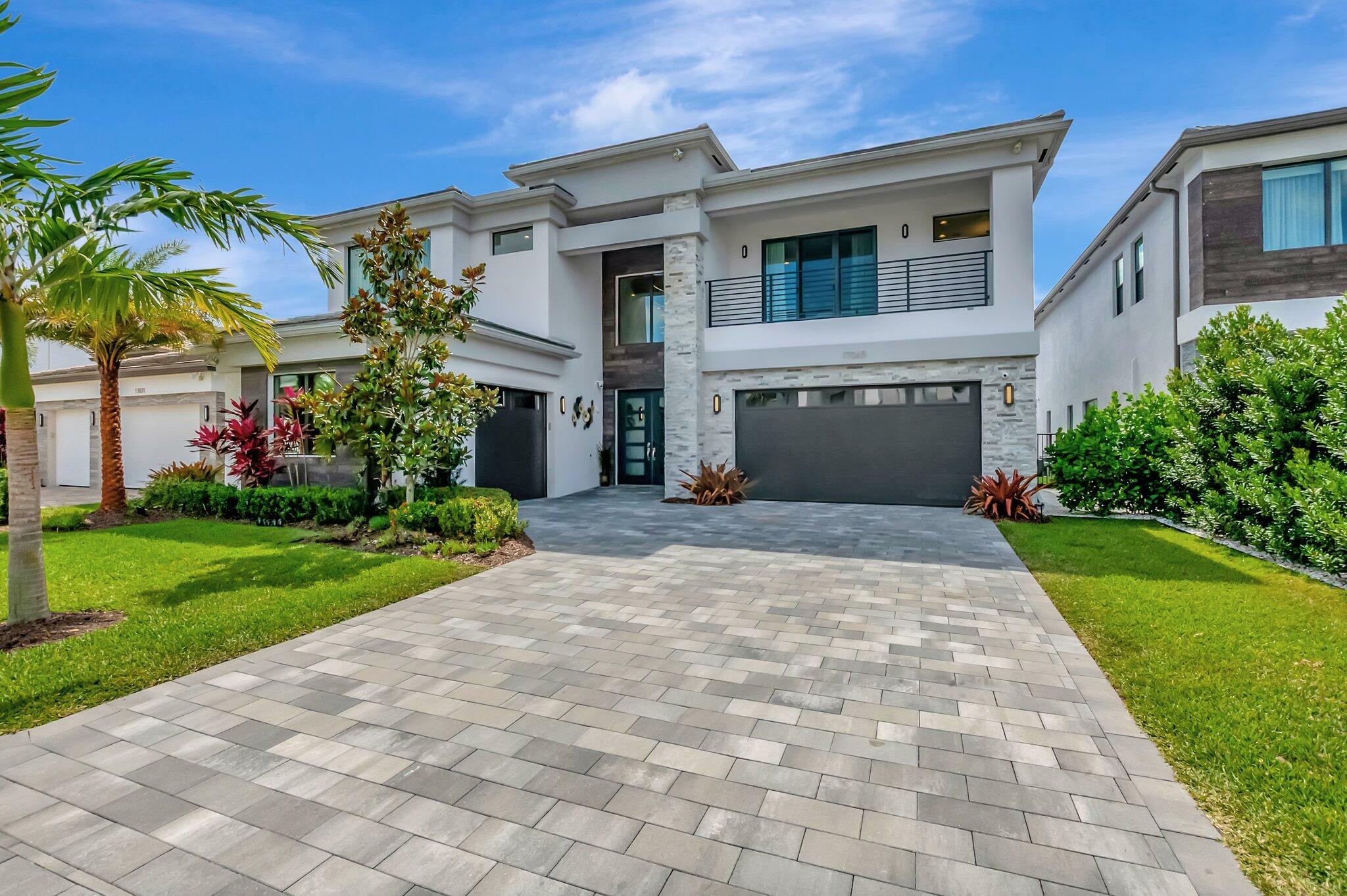 Property Photo: 17065 Rainbow Falls Trail FL 33496