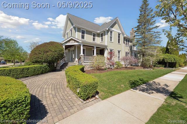 Property Photo: 375 Catalpa Drive MI 48009