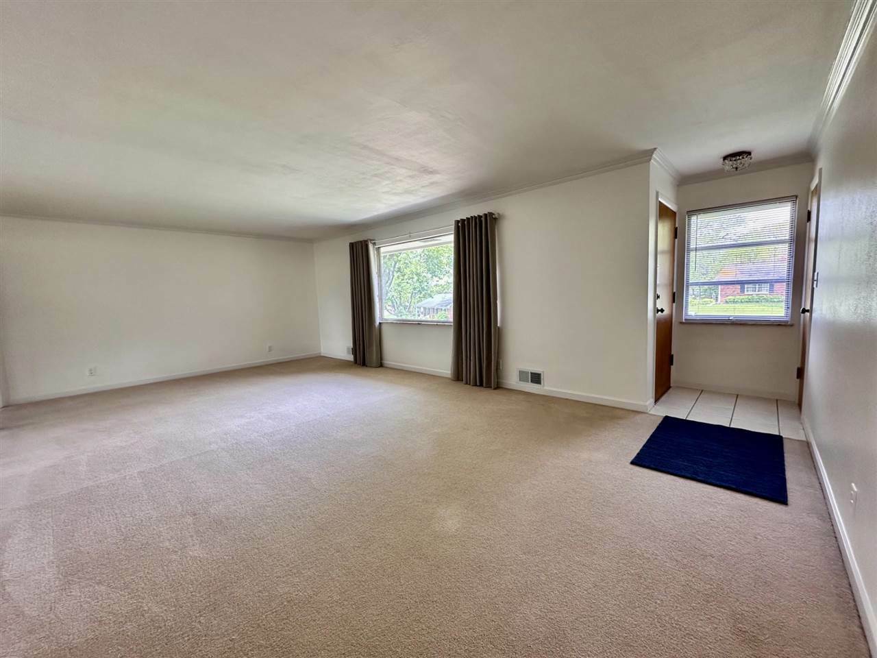 Property Photo: 2721 Reeveston Road IN 47374