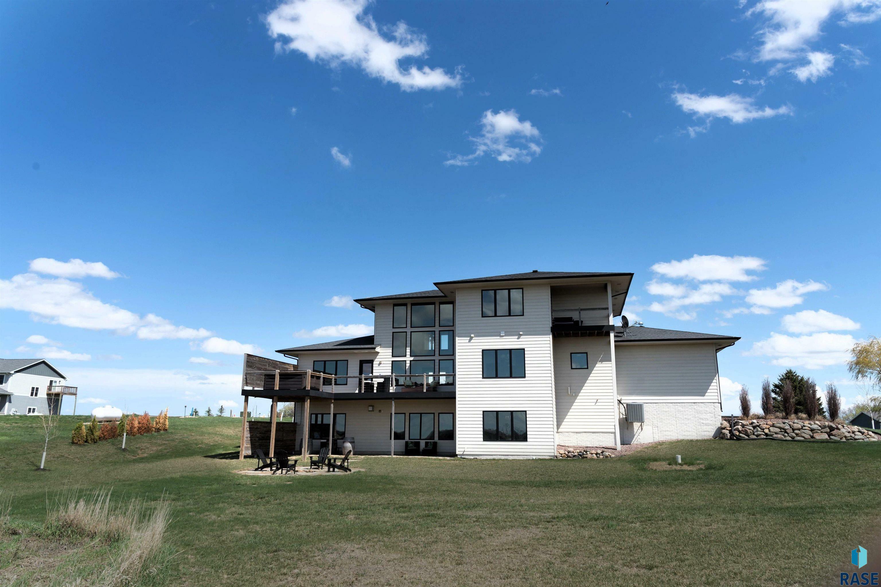 Property Photo: 26183 Sunset Bluff Dr SD 57012
