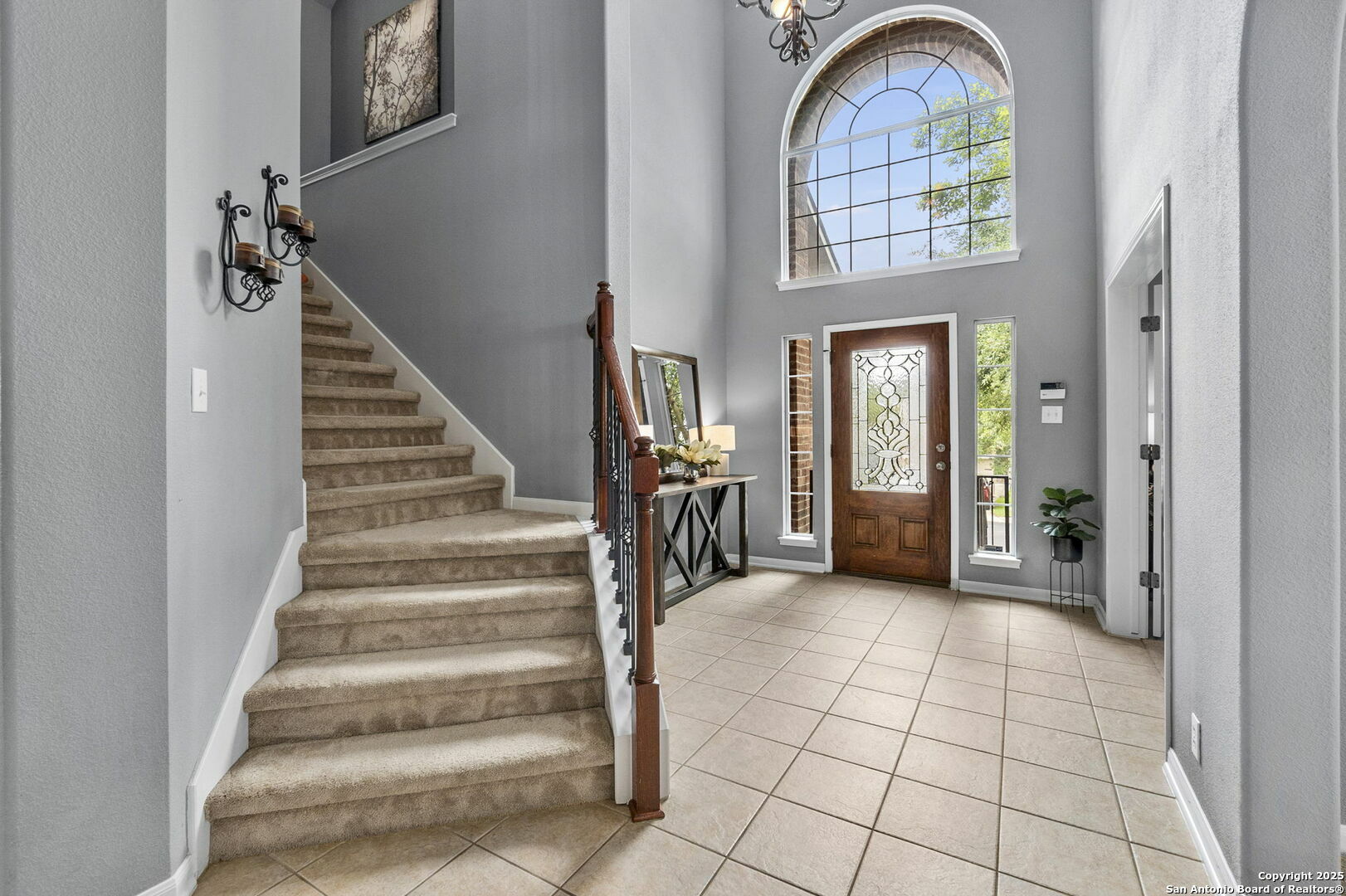 Property Photo: 711 Aster TX 78256