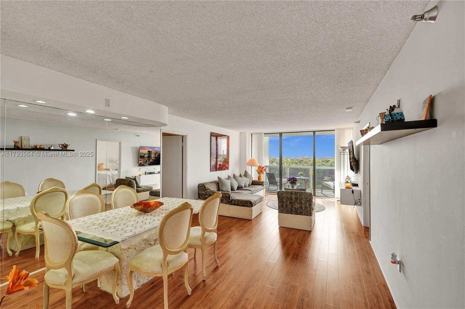 Property Photo:  20505 E Country Club Dr 732  FL 33180 
