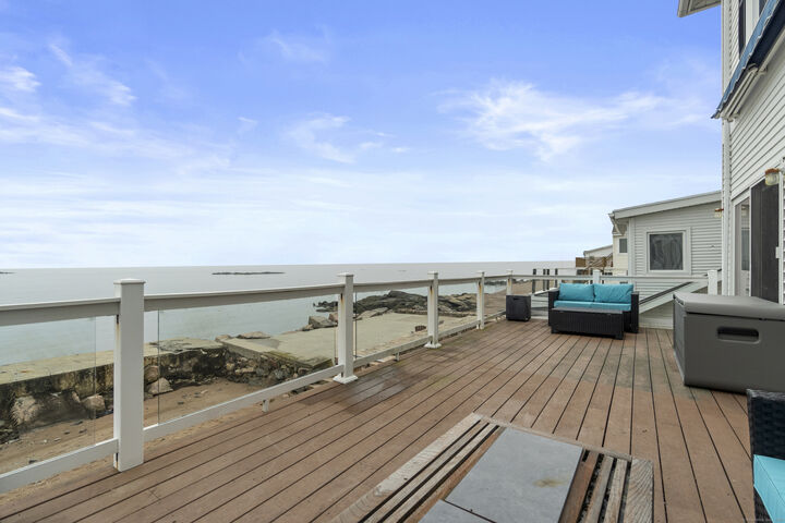 Property Photo: 2 Jamaica Court CT 06512