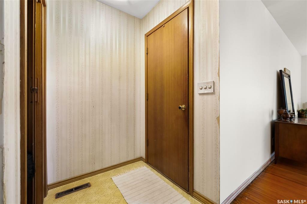 Property Photo: 2515 Cross Place SK S4S 4C8