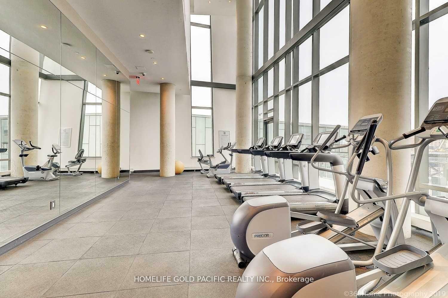Property Photo: 170 Fort York Boulevard 2204 ON M5V 0E6