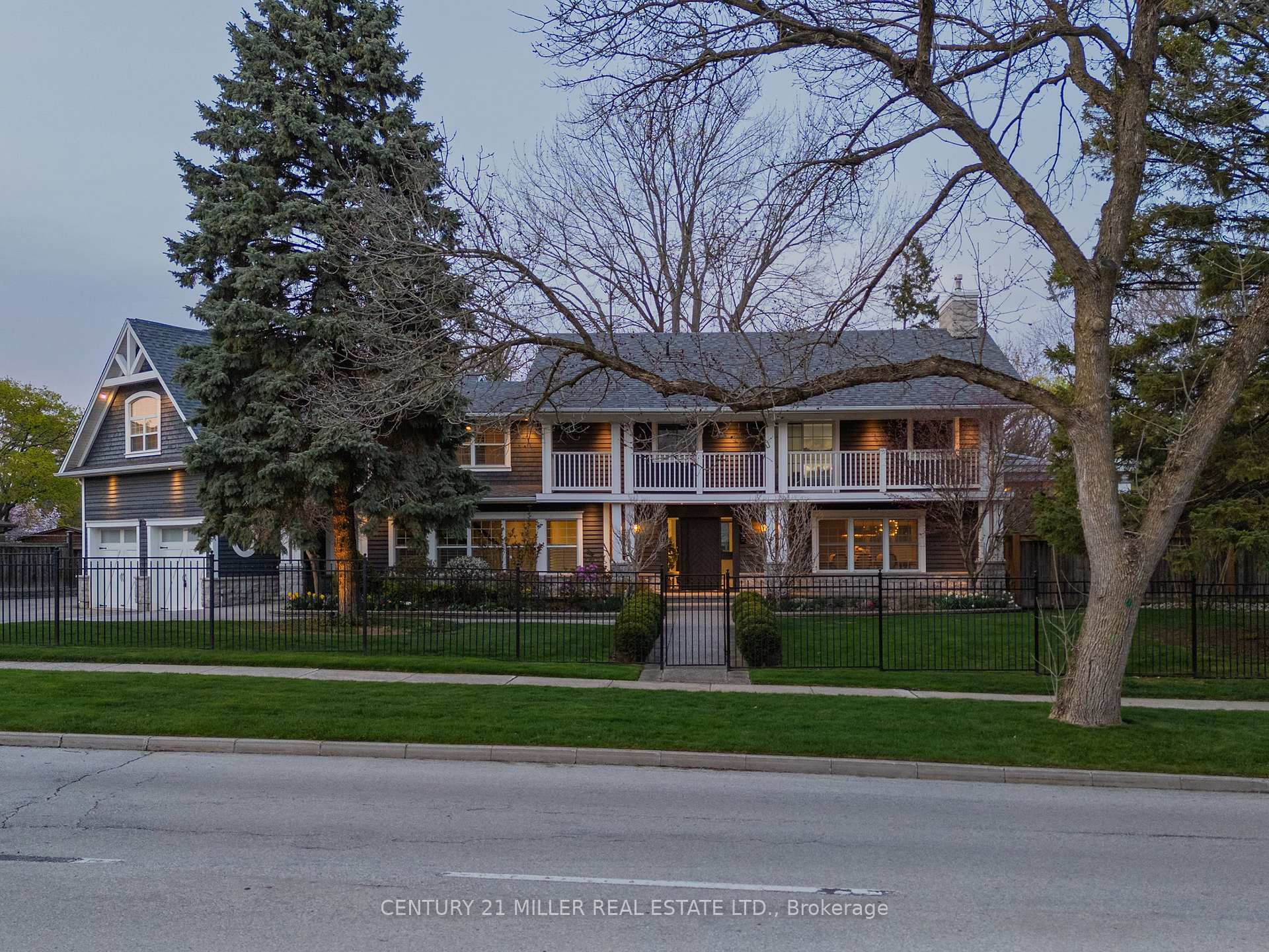 Property Photo: 115 Charnwood Drive ON L6J 5G8