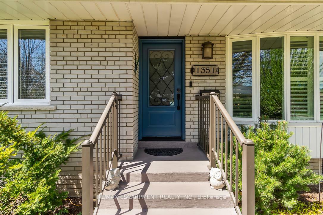 Photo de la propriété: 1351 Epton Crescent ON L5J 1R9