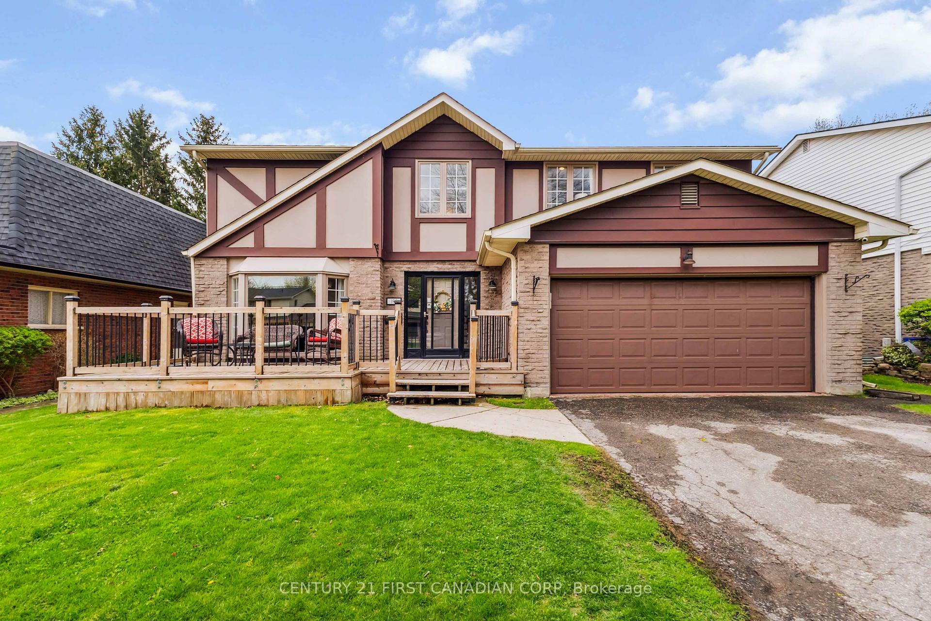 Property Photo: 102 Blackthorne Crescent ON N6J 4B5