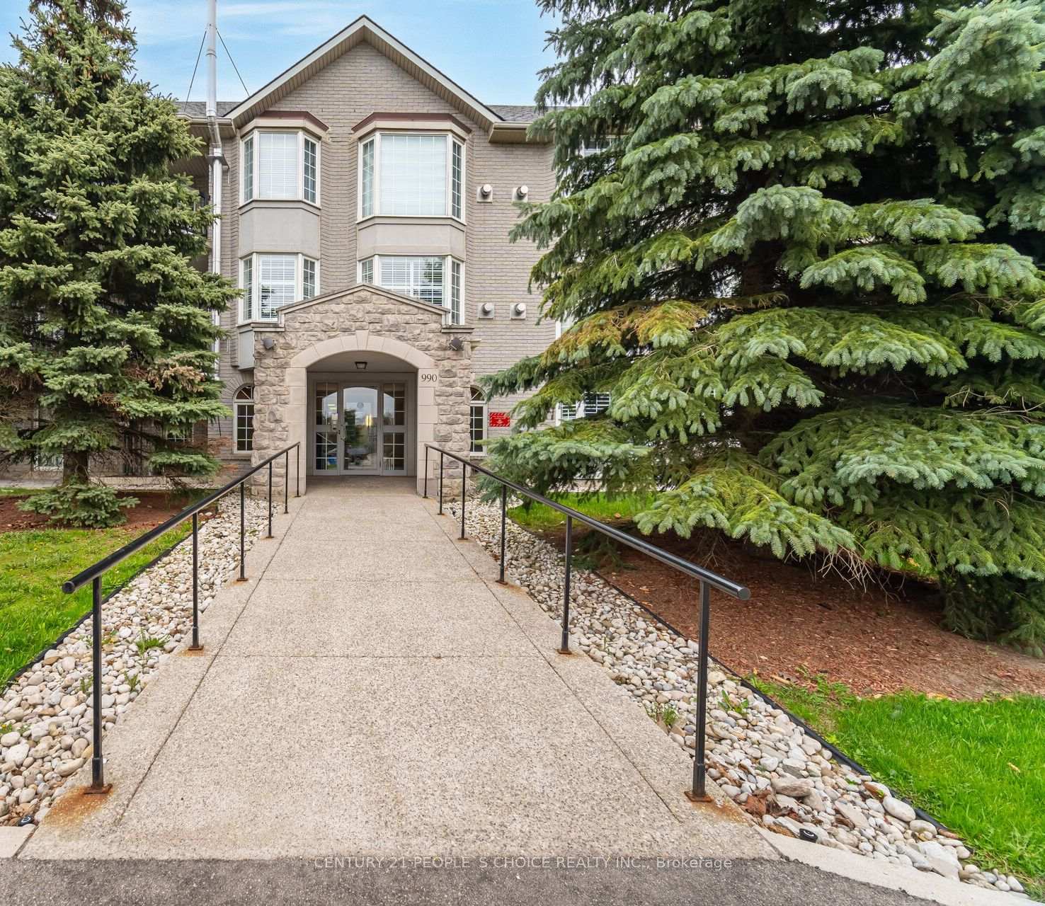Property Photo: 990 Golf Links Road 308 ON L9K 1J8