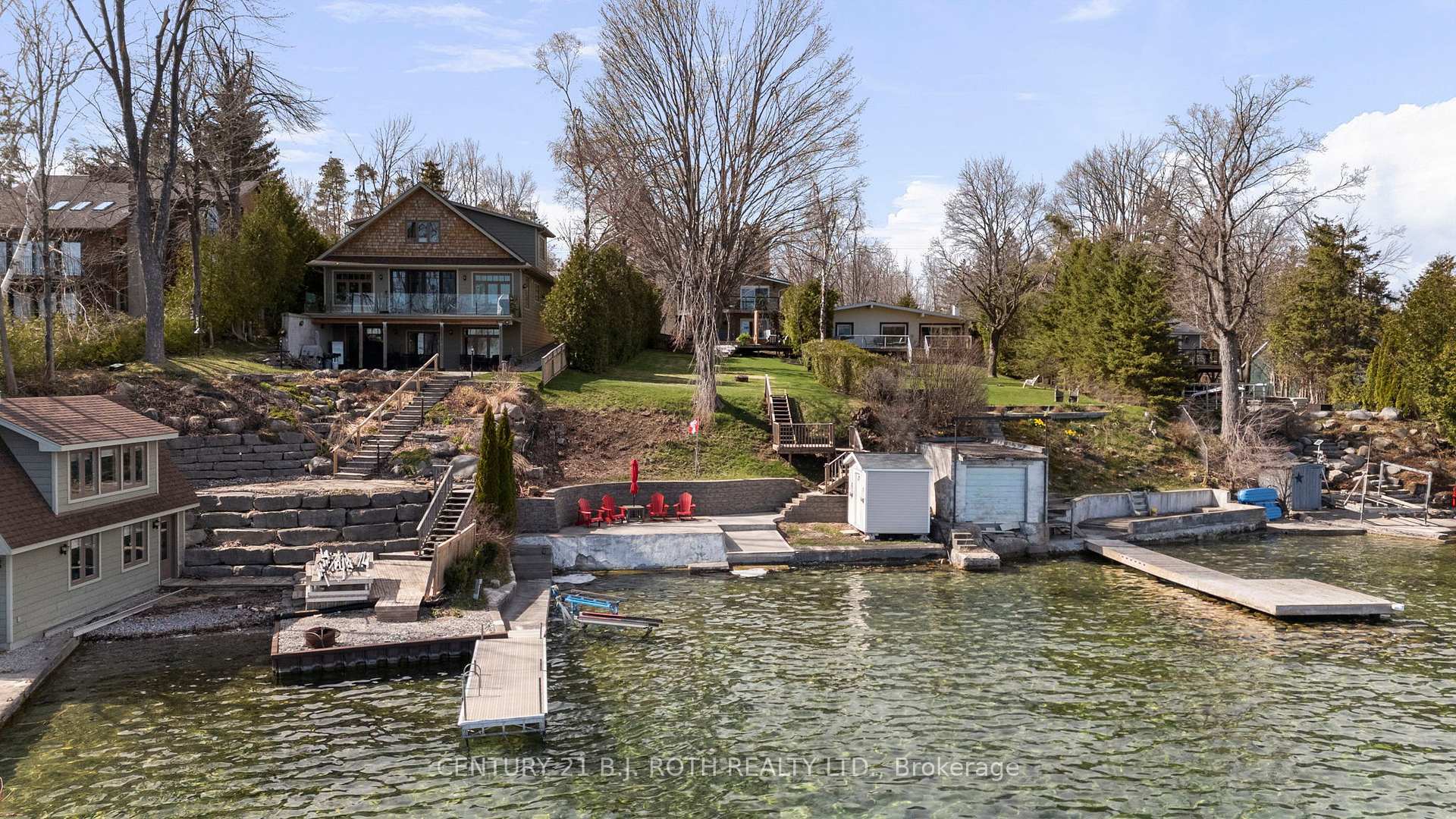 Property Photo: 2679 Lakeshore Road E ON L0L 1T0