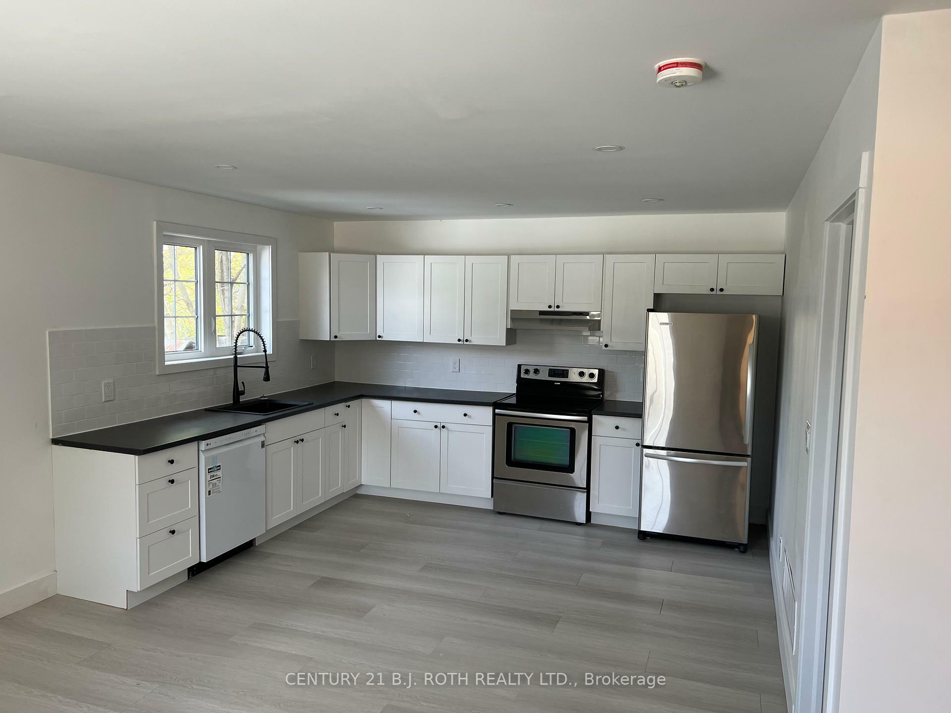 Photo de la propriété: 108 Maple Avenue 3 ON L4N 1S4